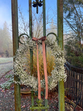 Load image into Gallery viewer, Babies Breath Wreath
