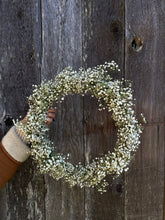 Load image into Gallery viewer, Babies Breath Wreath