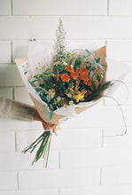 Load image into Gallery viewer, Fall Posy