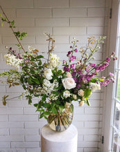 Load image into Gallery viewer, Extra Large Vase Arrangement