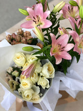 Load image into Gallery viewer, Fresh Flower Haul