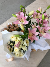 Load image into Gallery viewer, Fresh Flower Haul