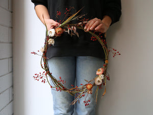 Twiggy Rose Hip Wreath - Medium