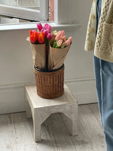 Load image into Gallery viewer, &#39;Tulip&#39; Market Bouquet - 15 stems
