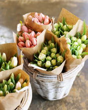 Load image into Gallery viewer, &#39;Tulip&#39; Market Bouquet - 15 stems
