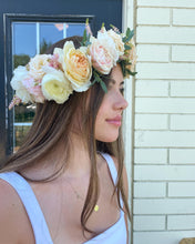 Load image into Gallery viewer, Adult Flower Crown
